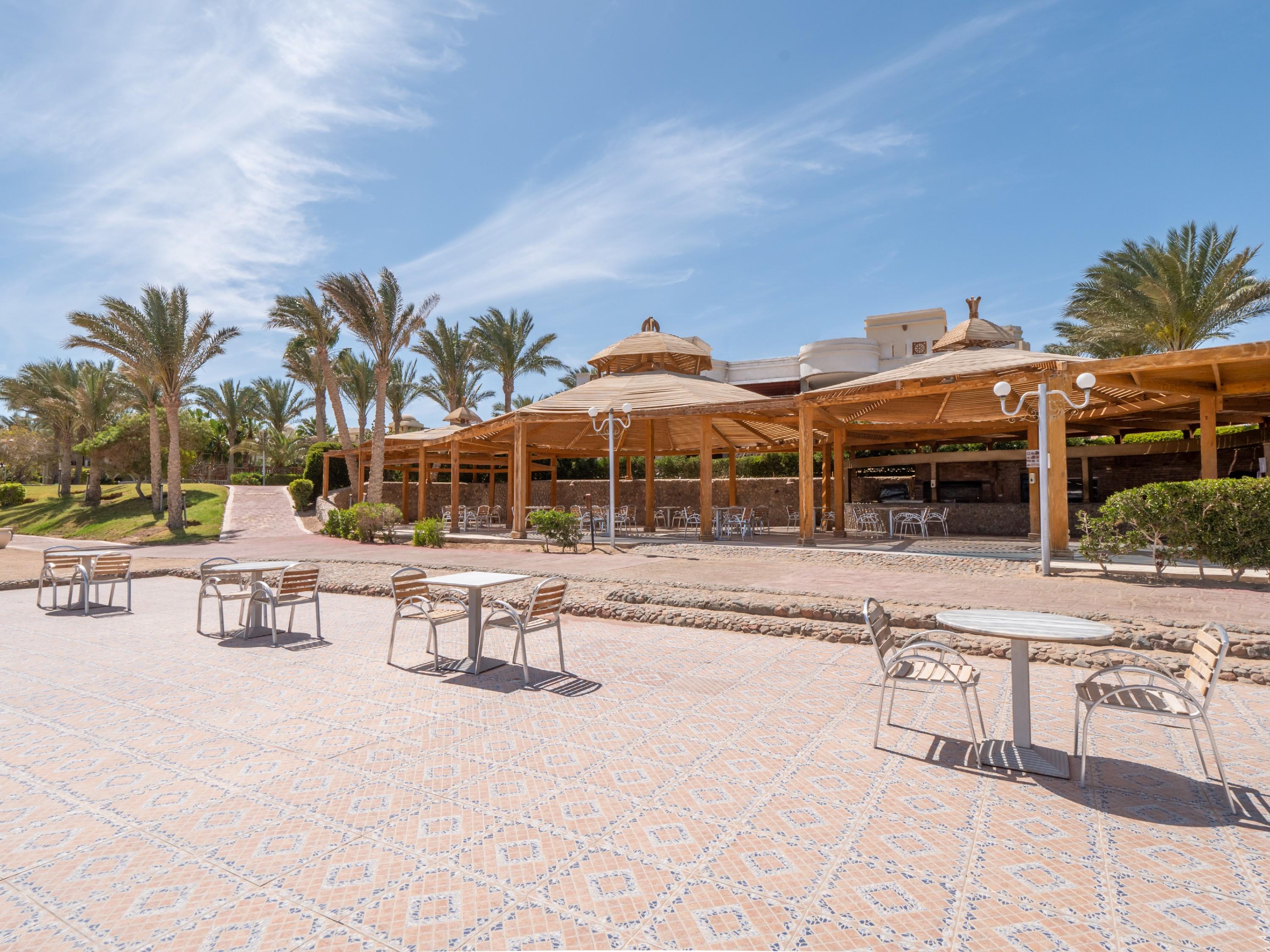 Serenity Alpha Beach - Ex Serenity Makadi Beach Exterior foto The resort's main restaurant